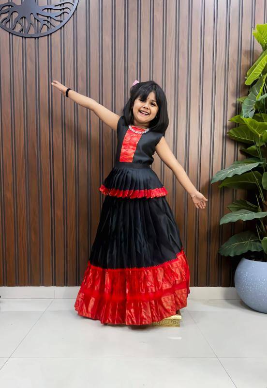 NEW LAUNCING LAHENGA silk Kids wear manufacturers